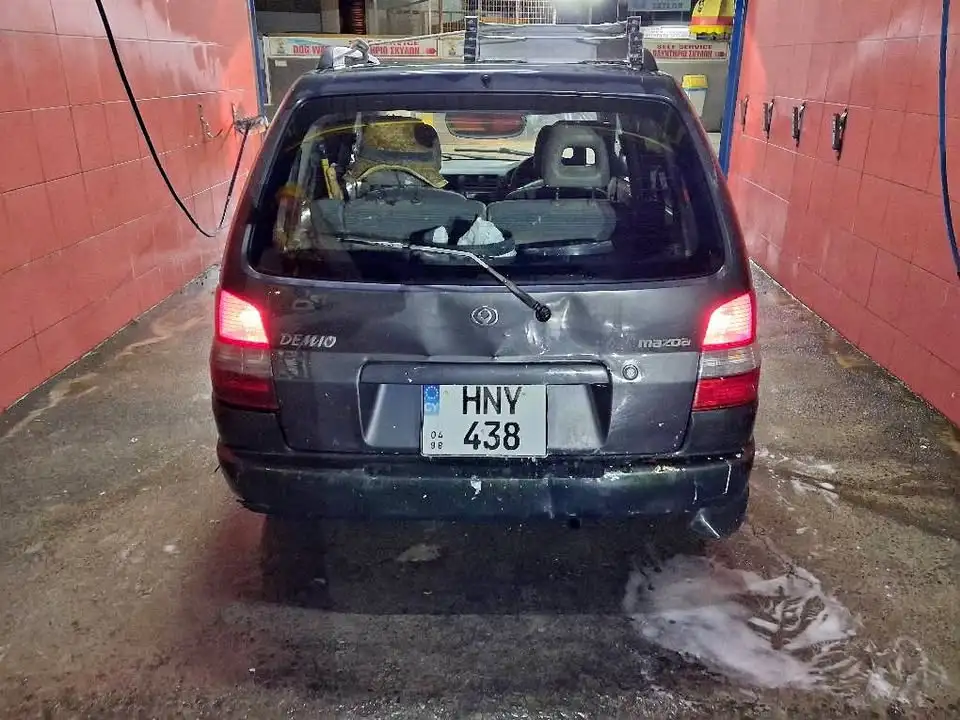 Mazda Demio 1,3L 1998