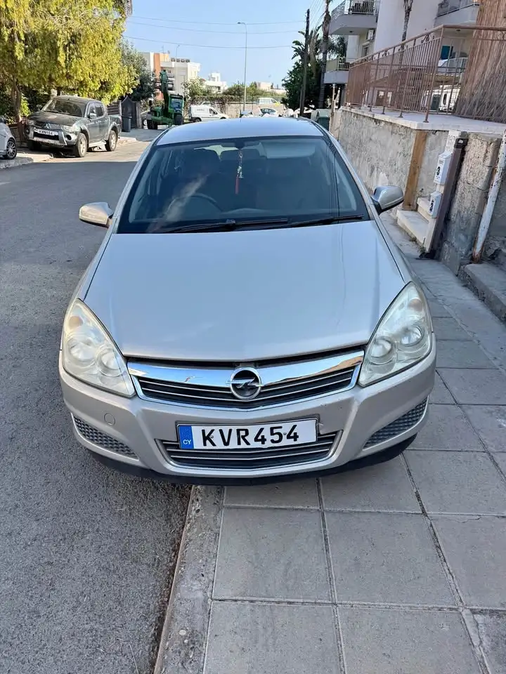 Opel Astra 1,6L 2009