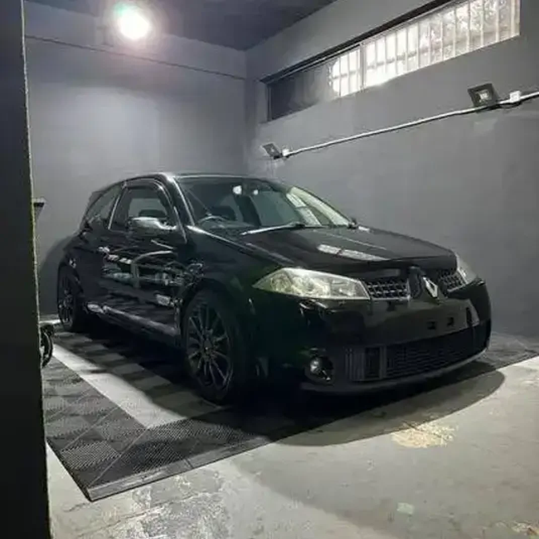 2005 Renault Megane 2,0L 2005 Cyprus