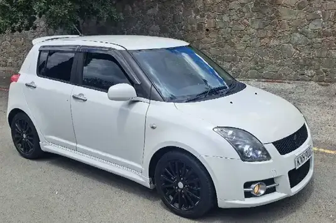 2004 Suzuki Swift 2,5L 2004 Cyprus