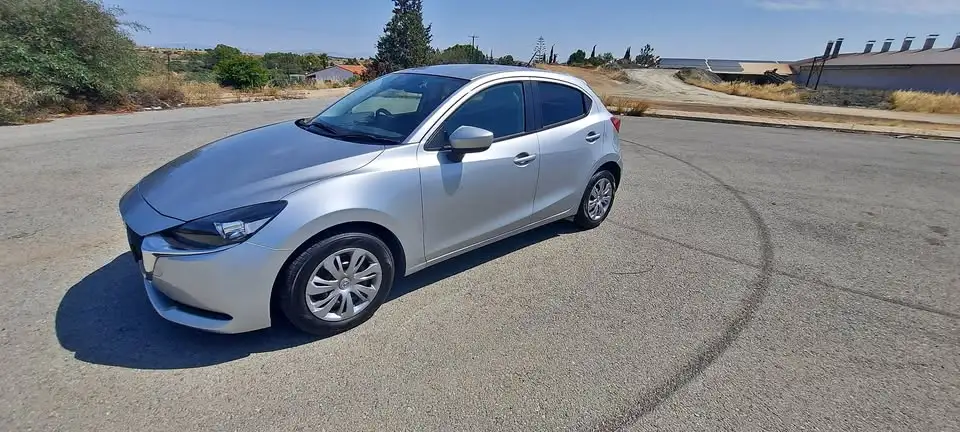 Mazda Mazda 2022