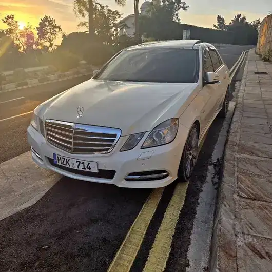 2010 Mercedes E 2,0L 2010 Cyprus