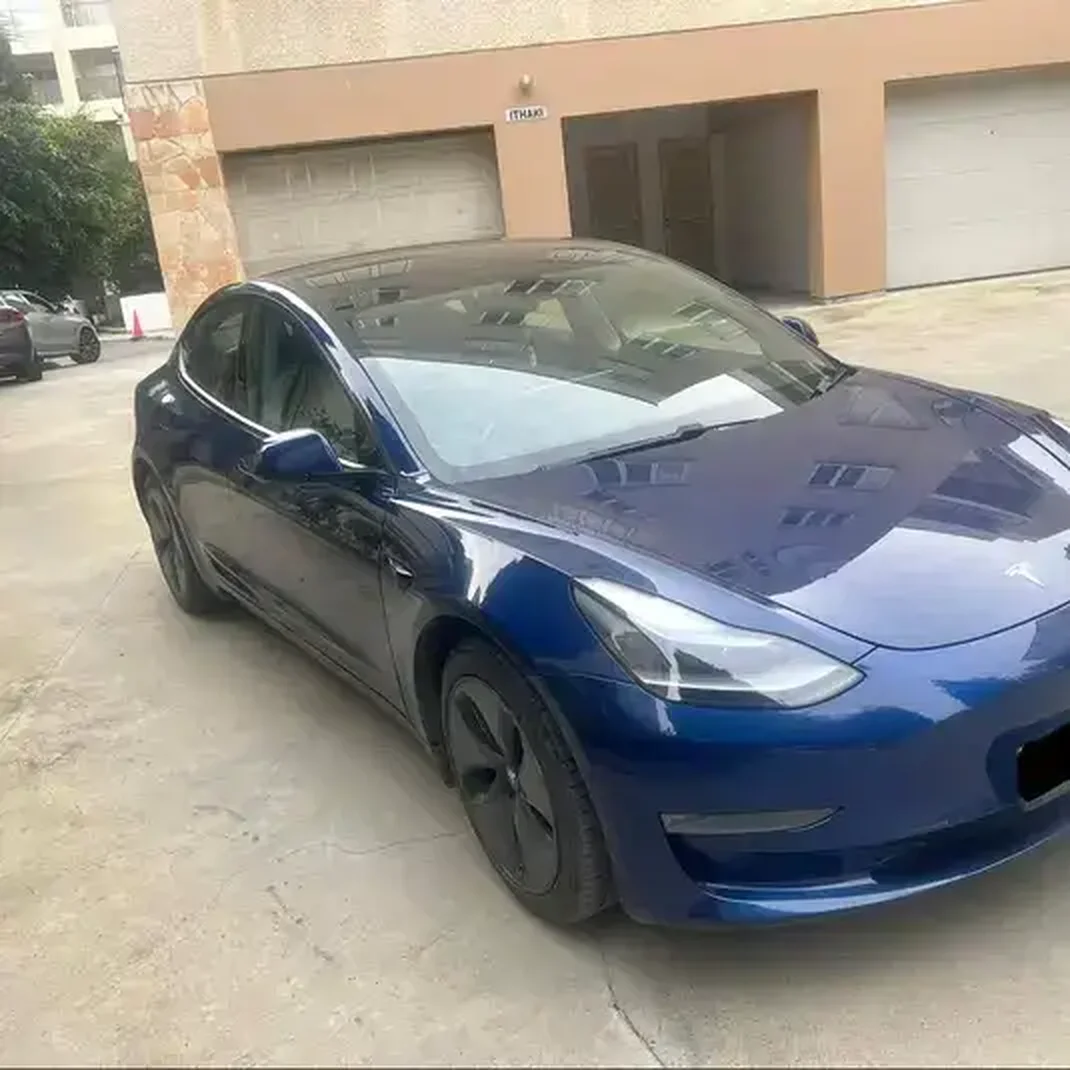 Tesla in very good condition