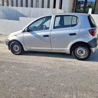 Toyota Vitz 2011