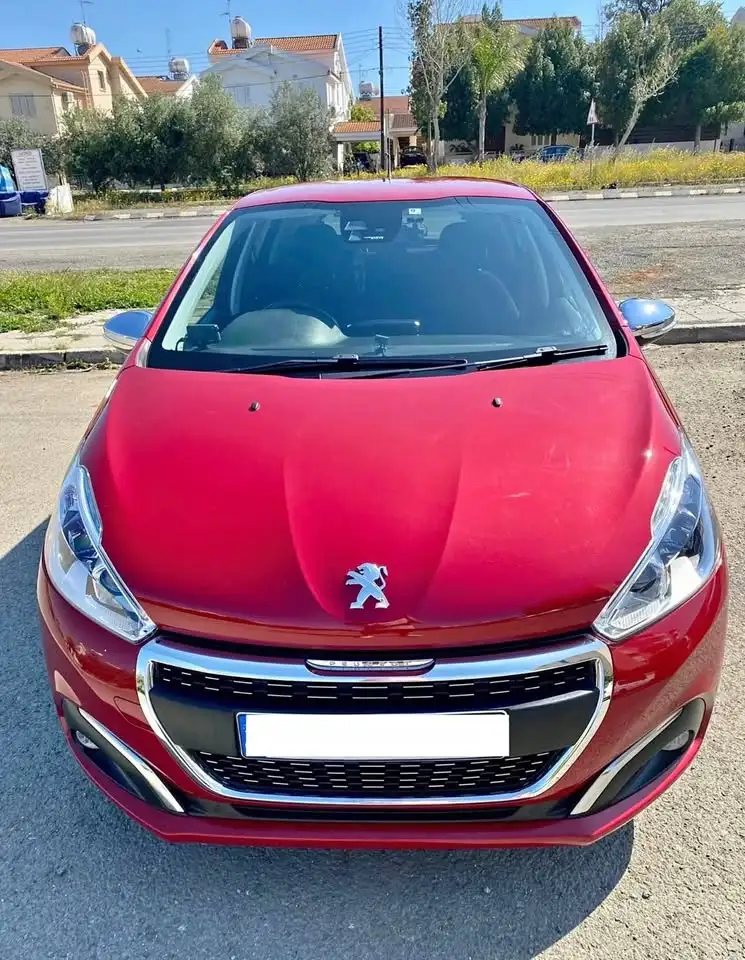 Peugeot 208 1,2L 2012