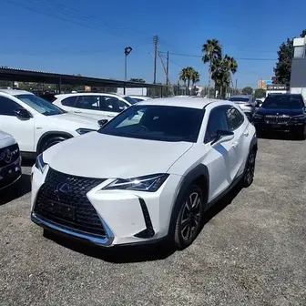 Lexus UX 2022