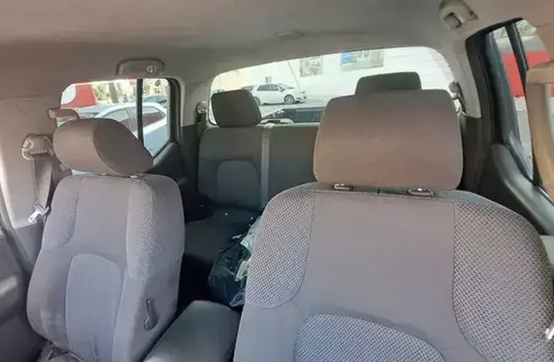 2009 Nissan Navara 2,5L 2009 Cyprus