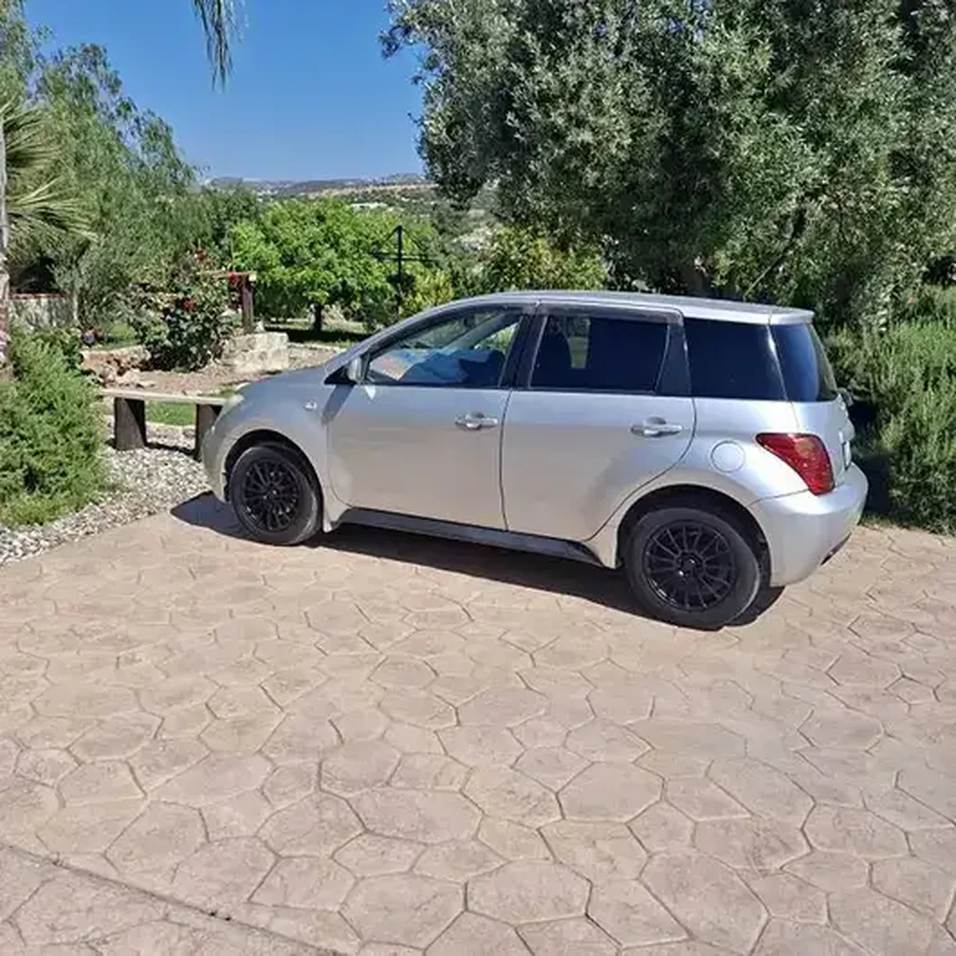 2004 Toyota IST 1,3L 2004 Cyprus