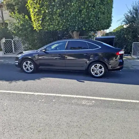 Volkswagen Passat 1,6L Cyprus