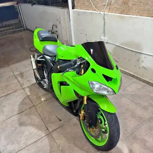 Suzuki Gsxf