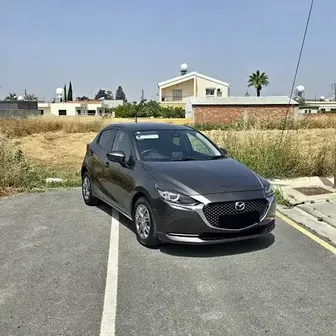 Mazda Demio 1,3L 2017