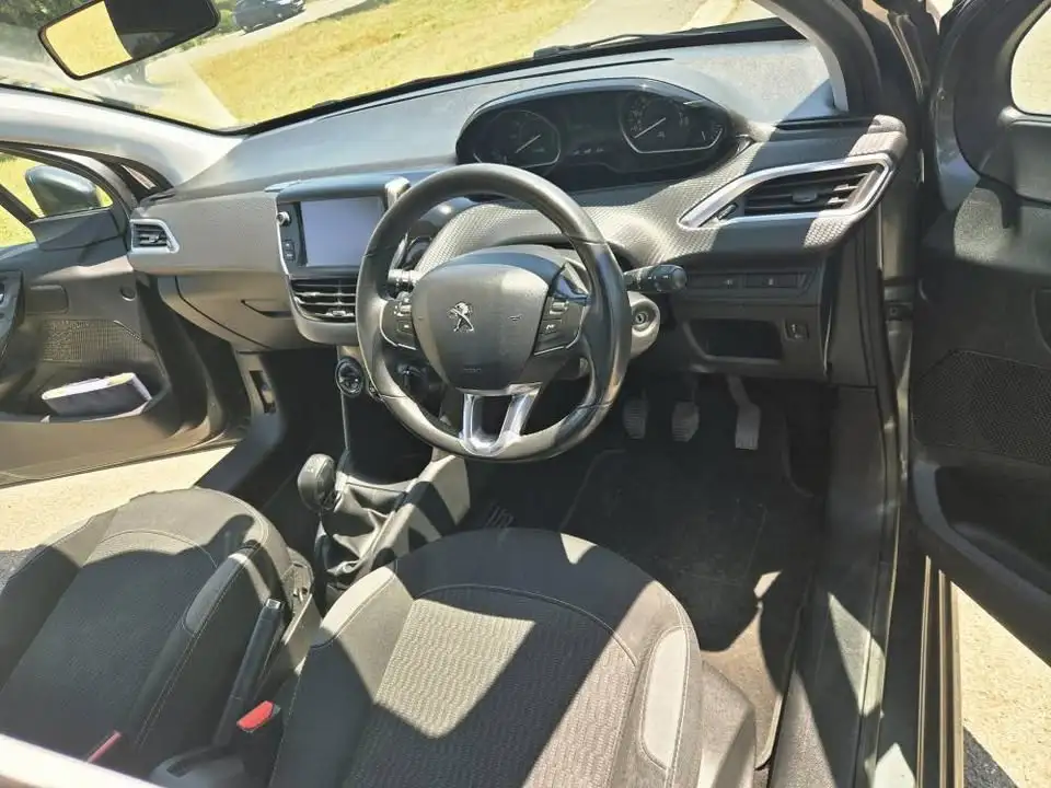 Peugeot 208 1,2L 2016
