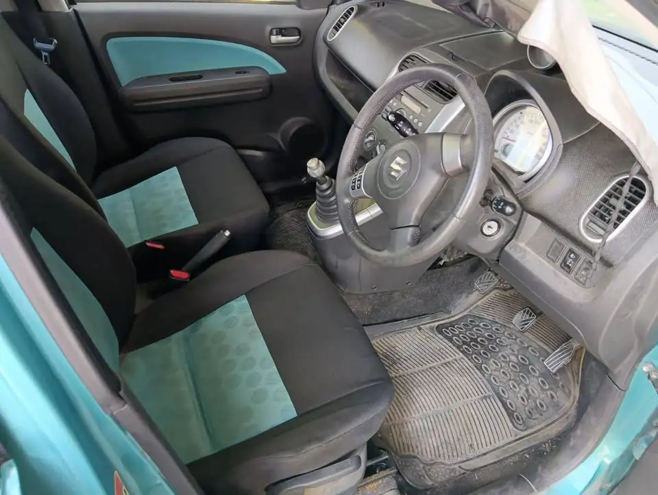 Suzuki Splash 1,0L 2008