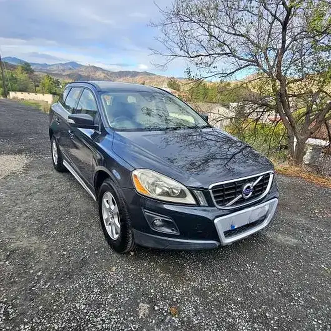 2023 Volvo Xc40 2,0L 2023 Cyprus