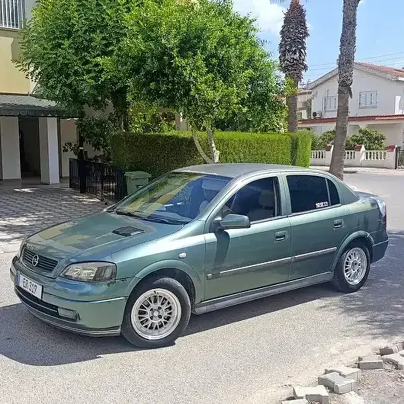 2005 Opel Astra 1,6L 2005 Cyprus