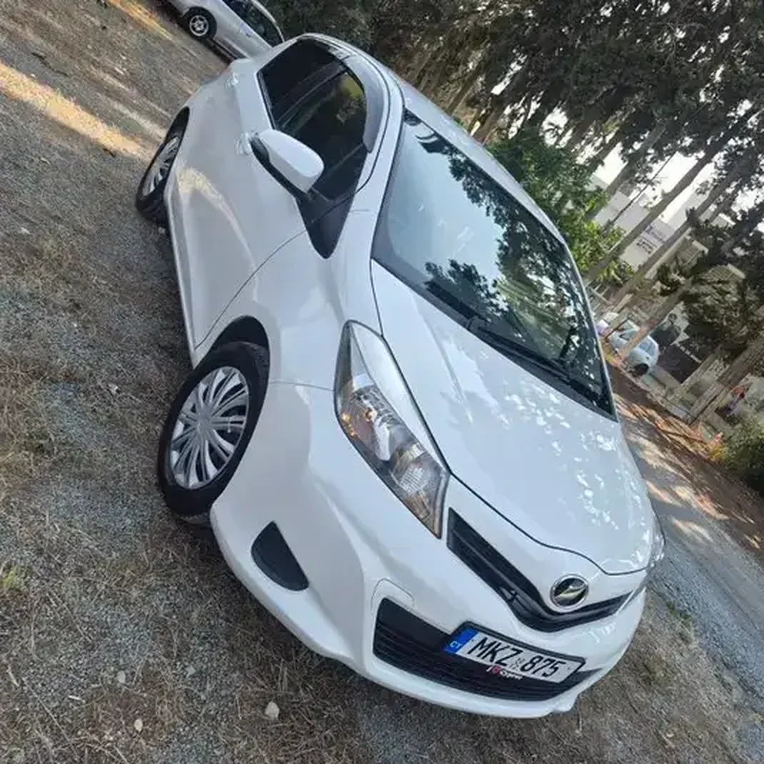 2012 Toyota Vitz 2012 Cyprus