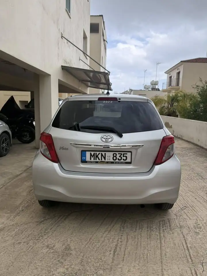 2011 Toyota Vitz 1,3L 2011 Cyprus
