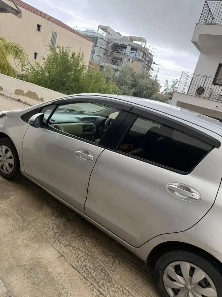 2011 Toyota Vitz 1,3L 2011 Cyprus
