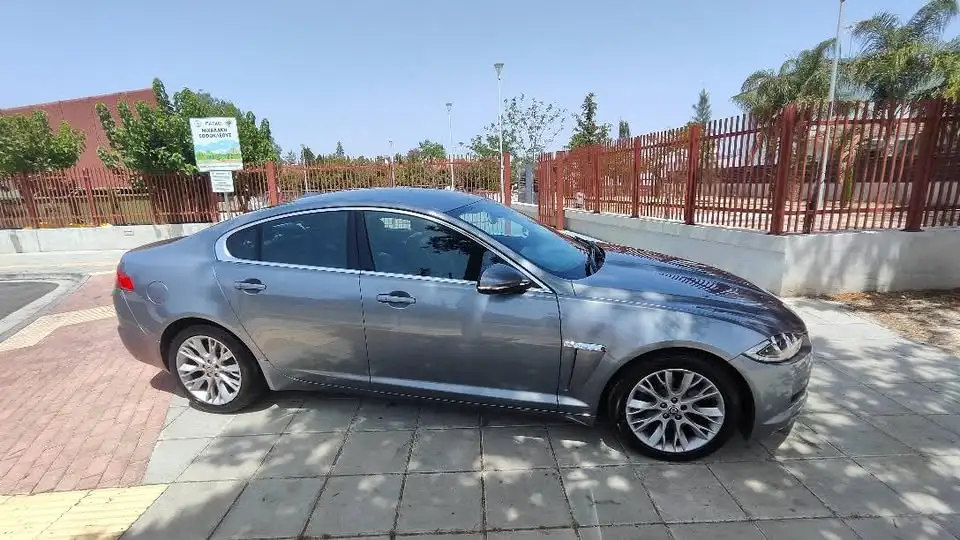 Jaguar XF 2,2L 2012
