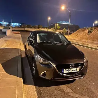 Mazda Demio 1,3L 2015