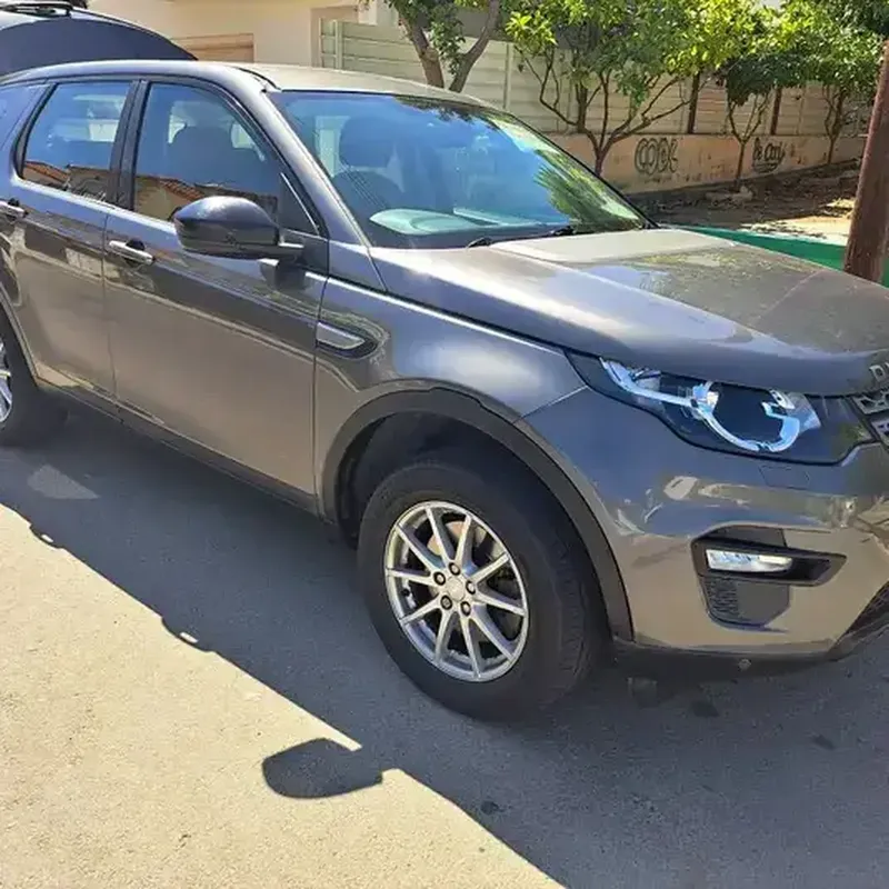 2015 Land-Rover Discovery 2,0L 2015 Cyprus