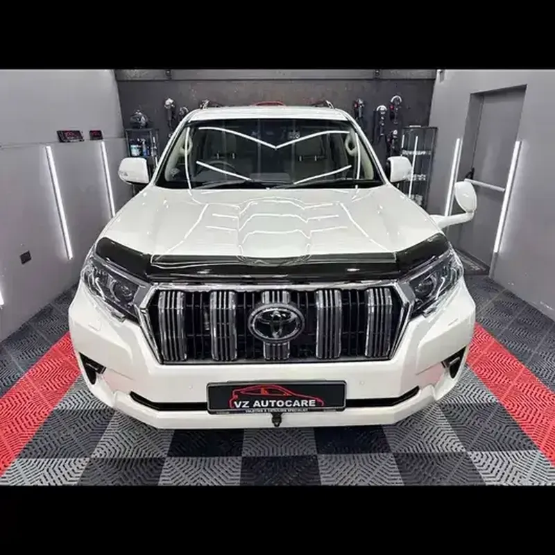 2006 Mitsubishi Warrior 2006 Cyprus