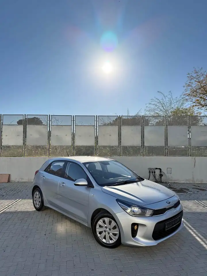 KIA RIO 2017