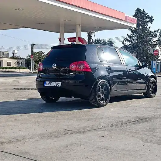 2002 Volkswagen Passat 1,6L 2002 Cyprus