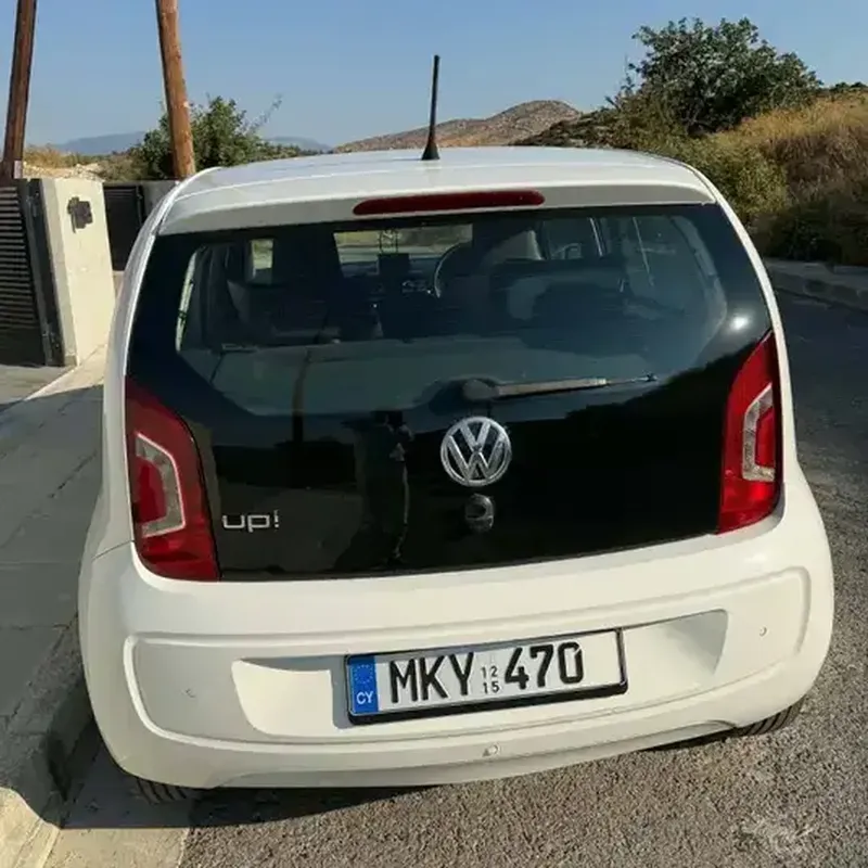 2015 Volkswagen UP 1,0L 2015 Cyprus
