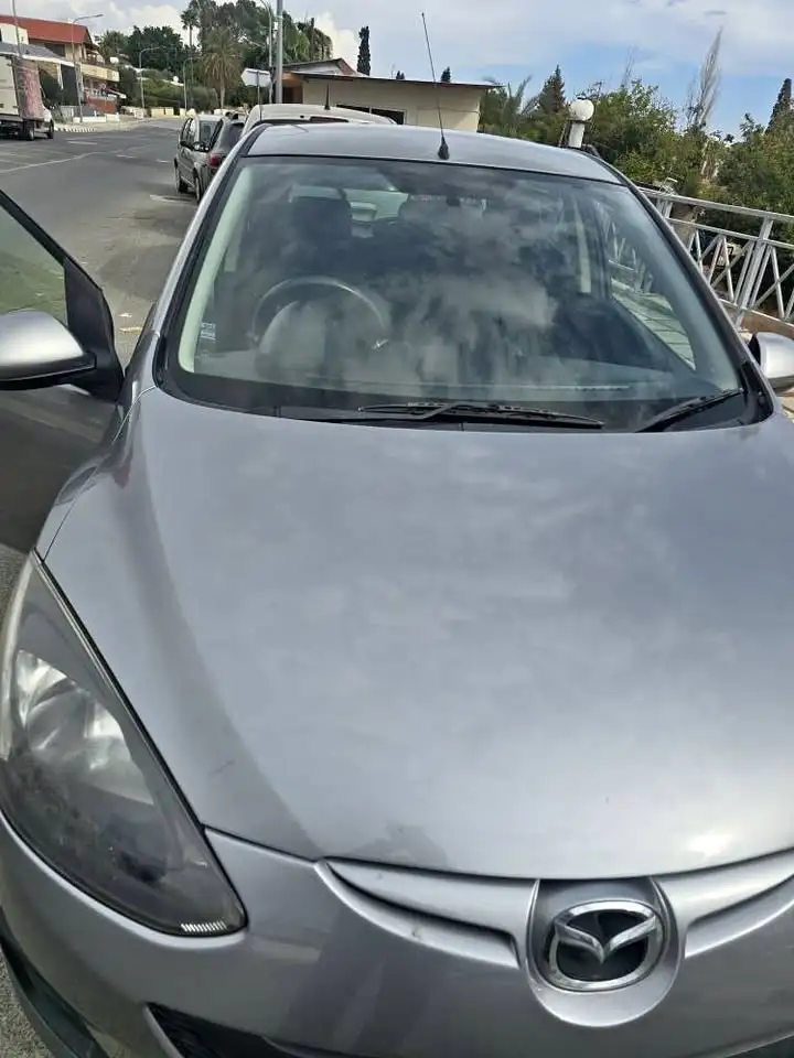 Mazda Demio 2012
