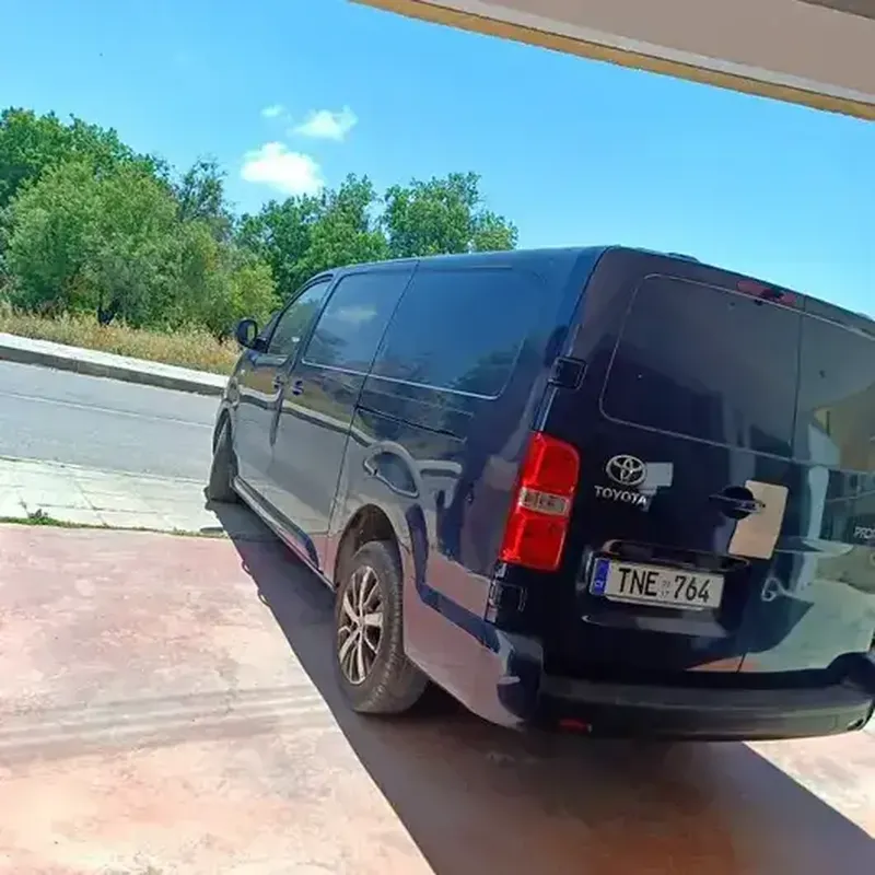 2020 Nissan Serena 2020 Cyprus