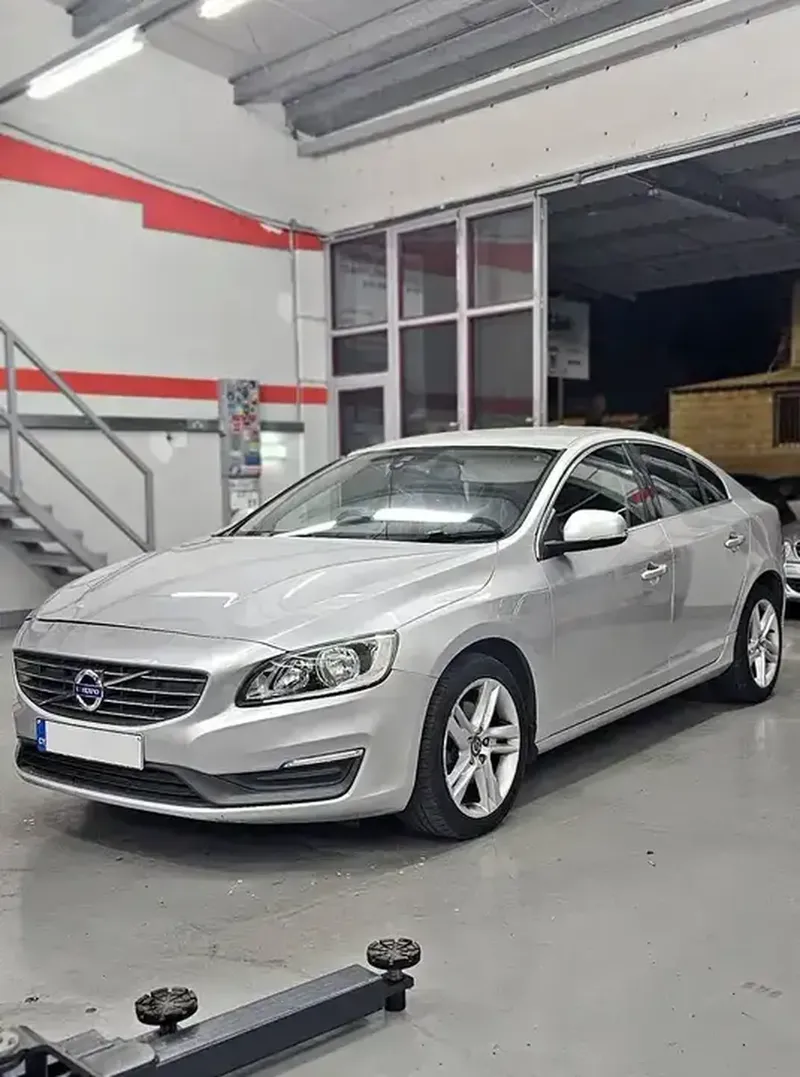 2014 Volvo S60 1,6L 2014 Cyprus