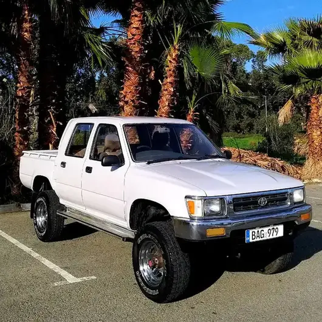 2011 Toyota Hilux 2,4L 2011 Cyprus