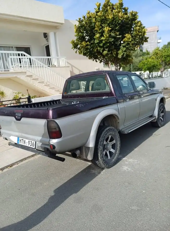 Mitsubishi L200 2,5L 2002
