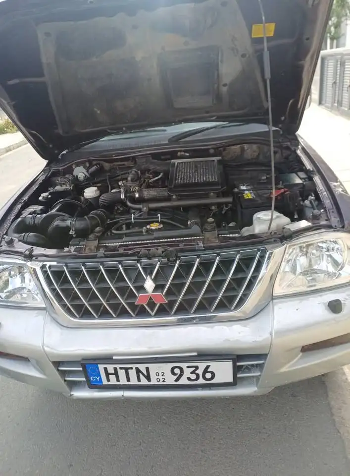 2002 Mitsubishi L200 2,5L 2002 Cyprus