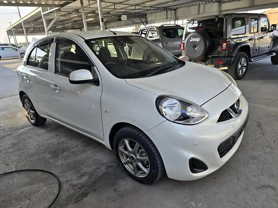 Nissan March 2022