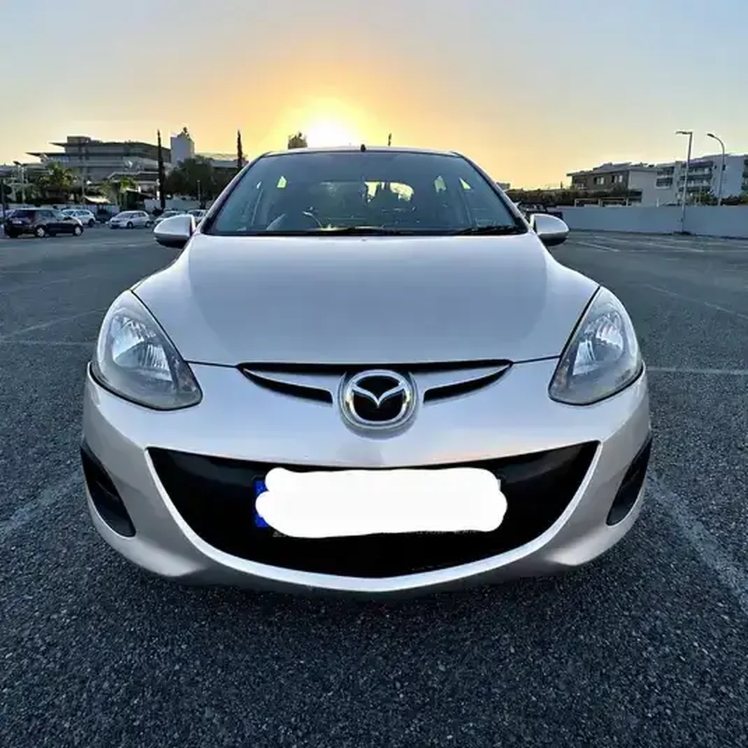 Mazda Demio 2013