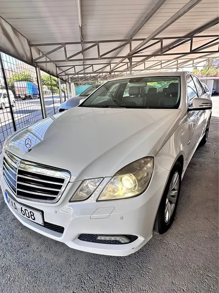 Mercedes E 2,2L
