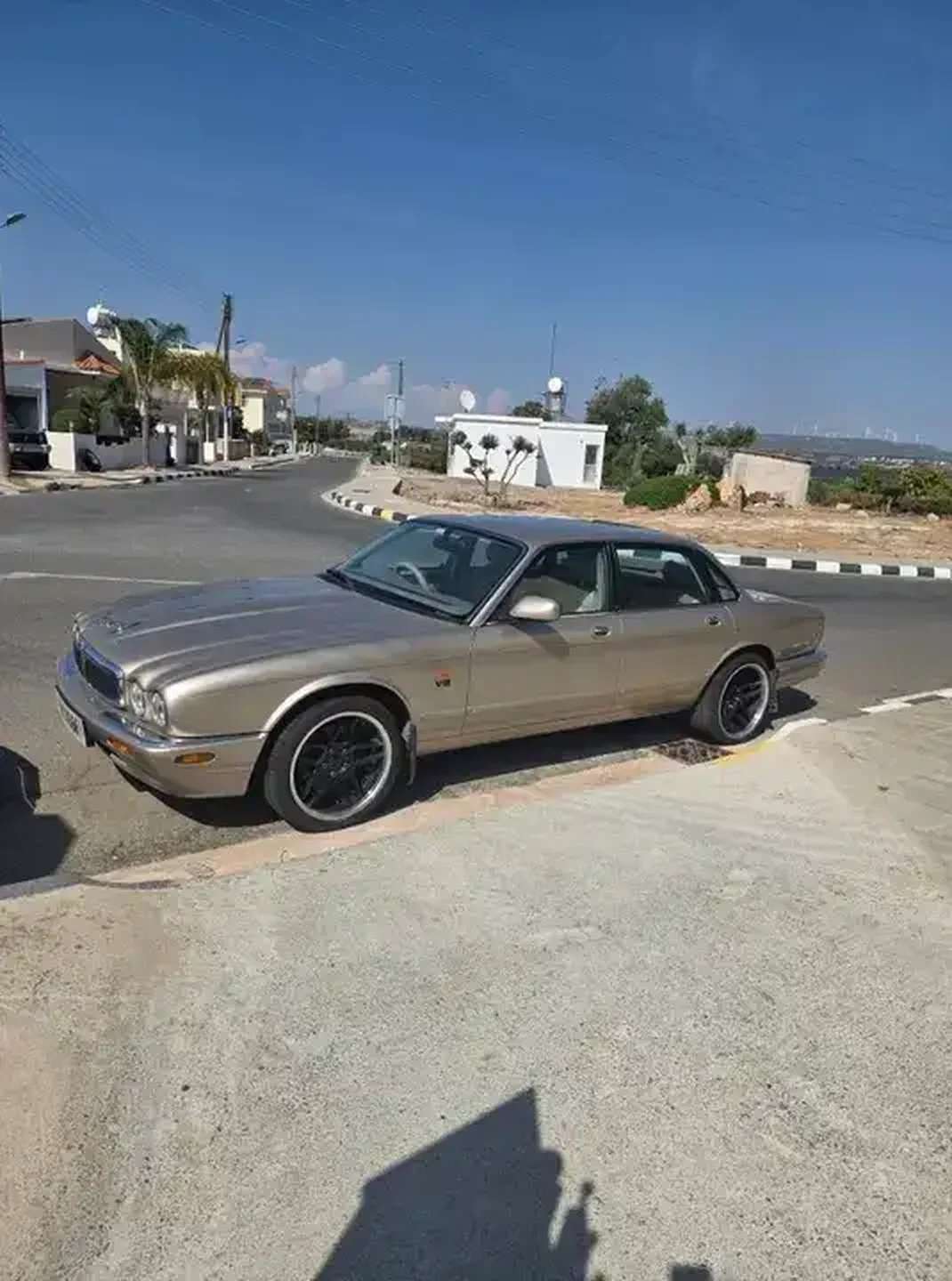 Xj 8 v8 jaguar