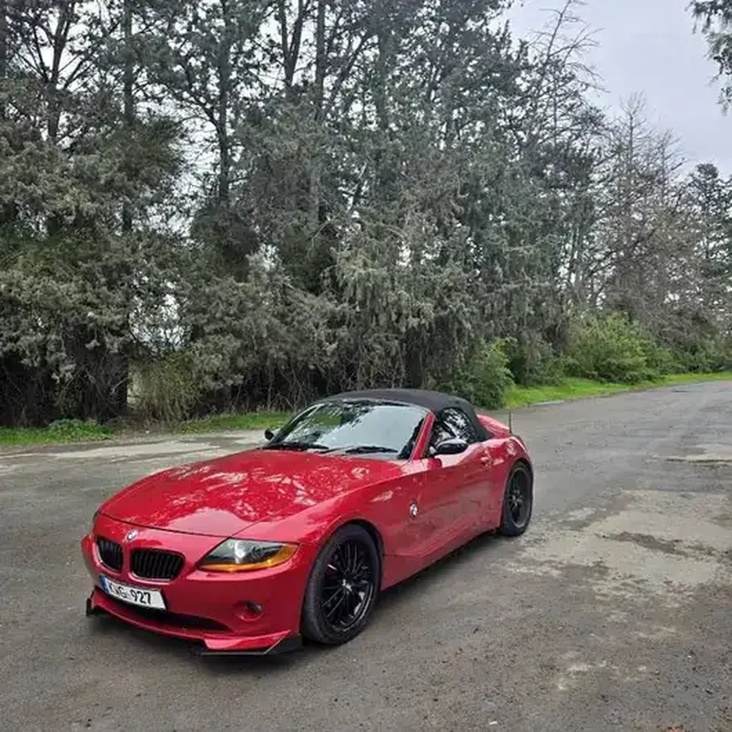 1999 Xj 8 v8 jaguar Cyprus