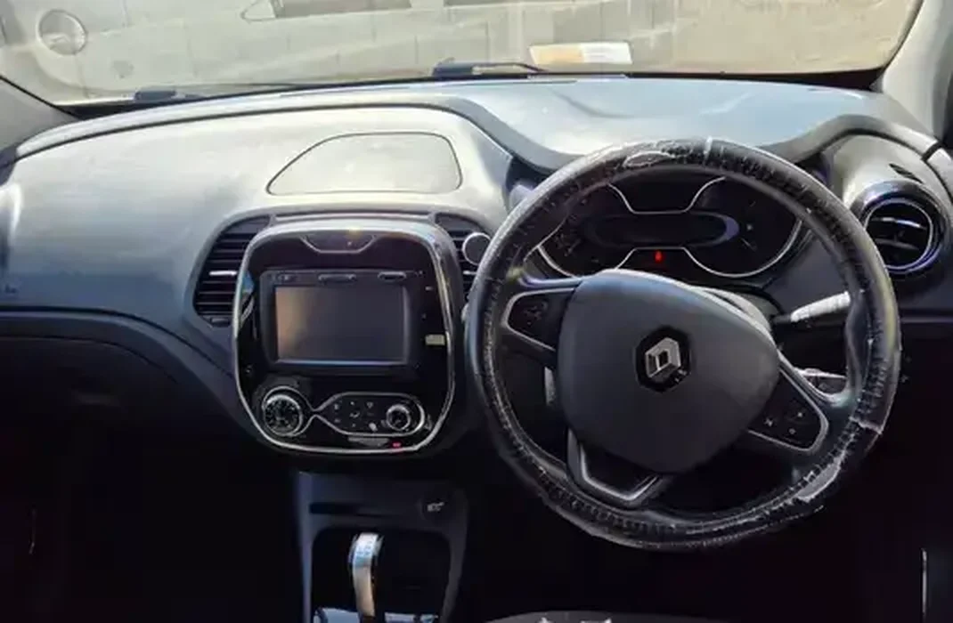 2017 Renault Captur 1,5L 2017 Cyprus