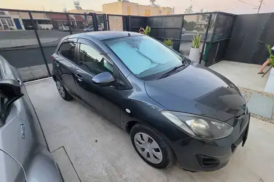 2012 Mazda Demio 1,3L 2012 Cyprus