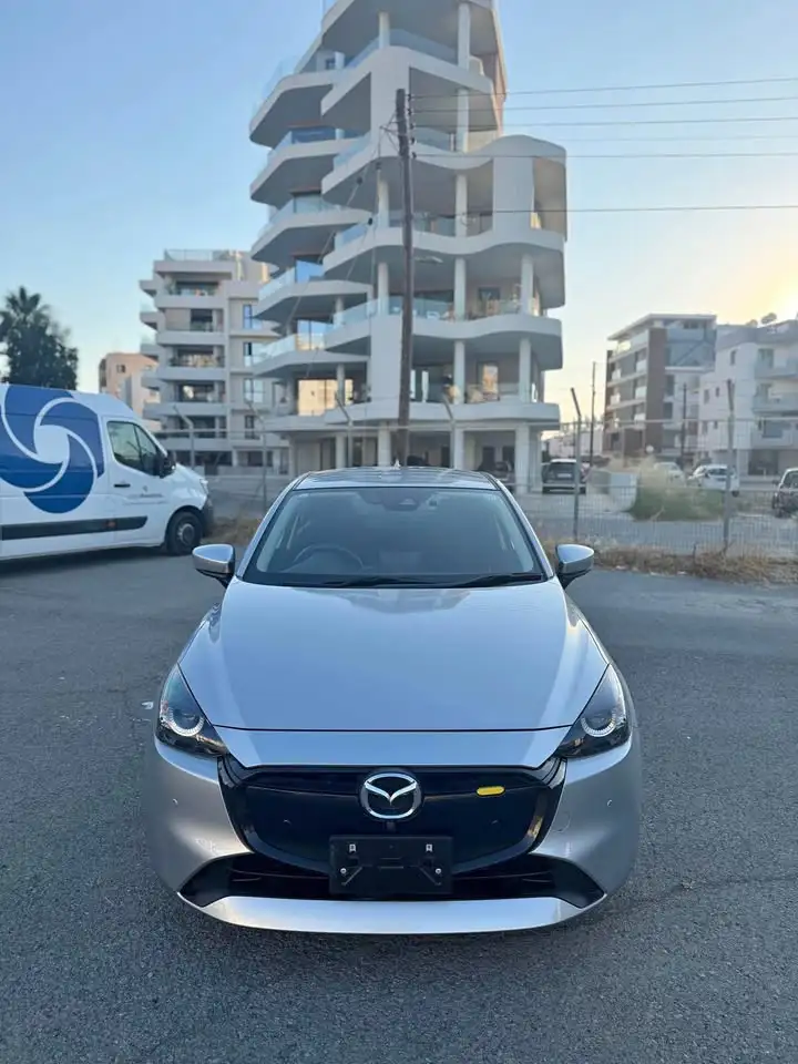 Mazda 2 1,5L 2023