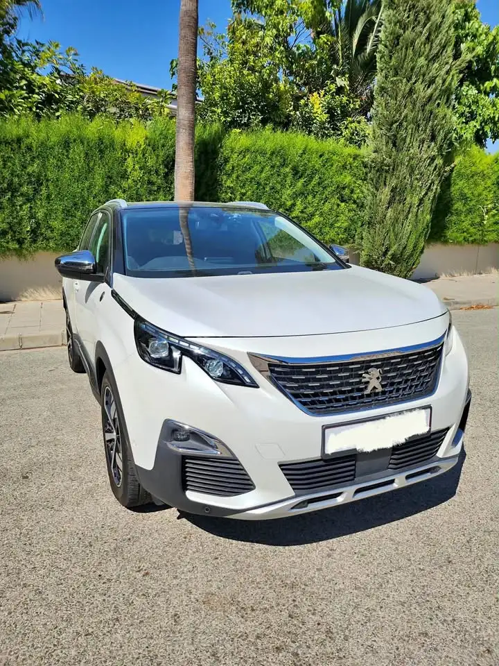 Peugeot 3008 2,0L 2021
