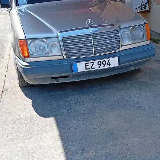 Jaguar ￼XJ8 4.0 V8 Auto