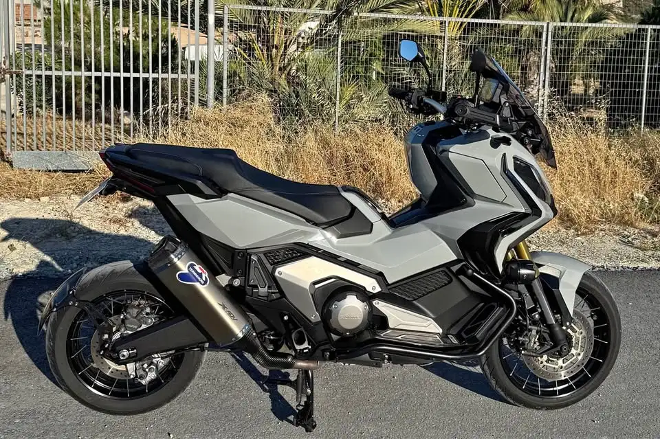 Honda X 2021