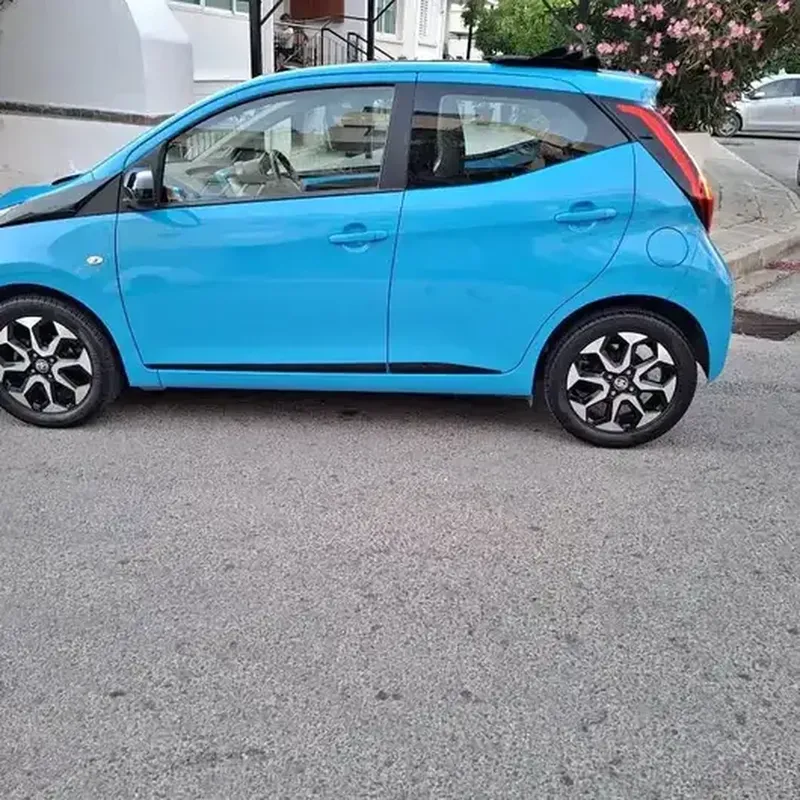 2010 Toyota IQ 1,0L 2010 Cyprus