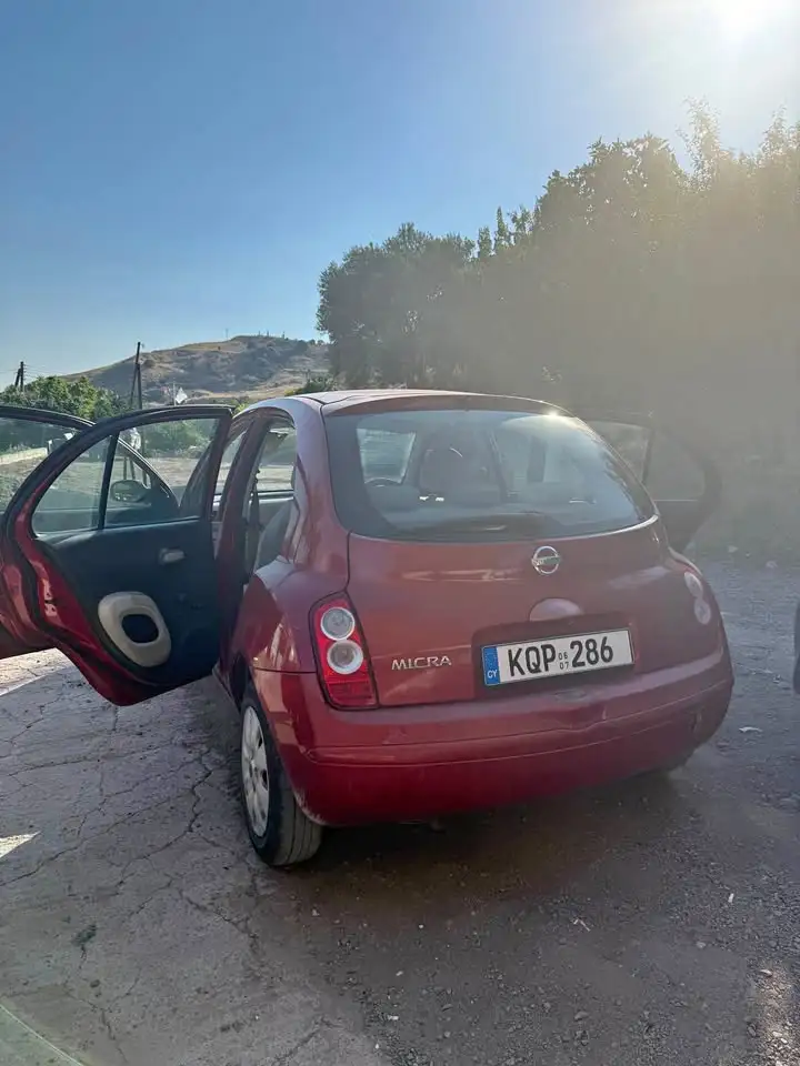 Nissan March 1,2L 2007