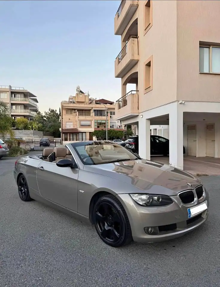 BMW 3 2,0L 2009
