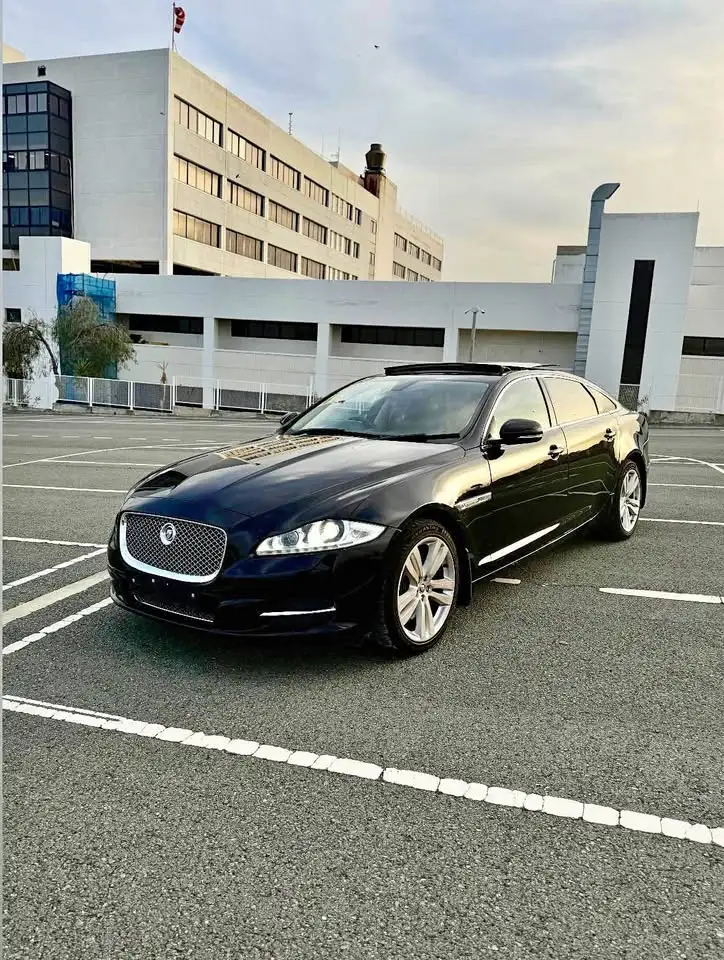 Jaguar XJ 2012